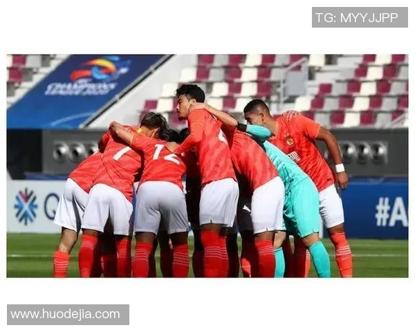 重庆羽毛球队与杭州羽毛球队赛后复盘分析比赛节奏与战术对决